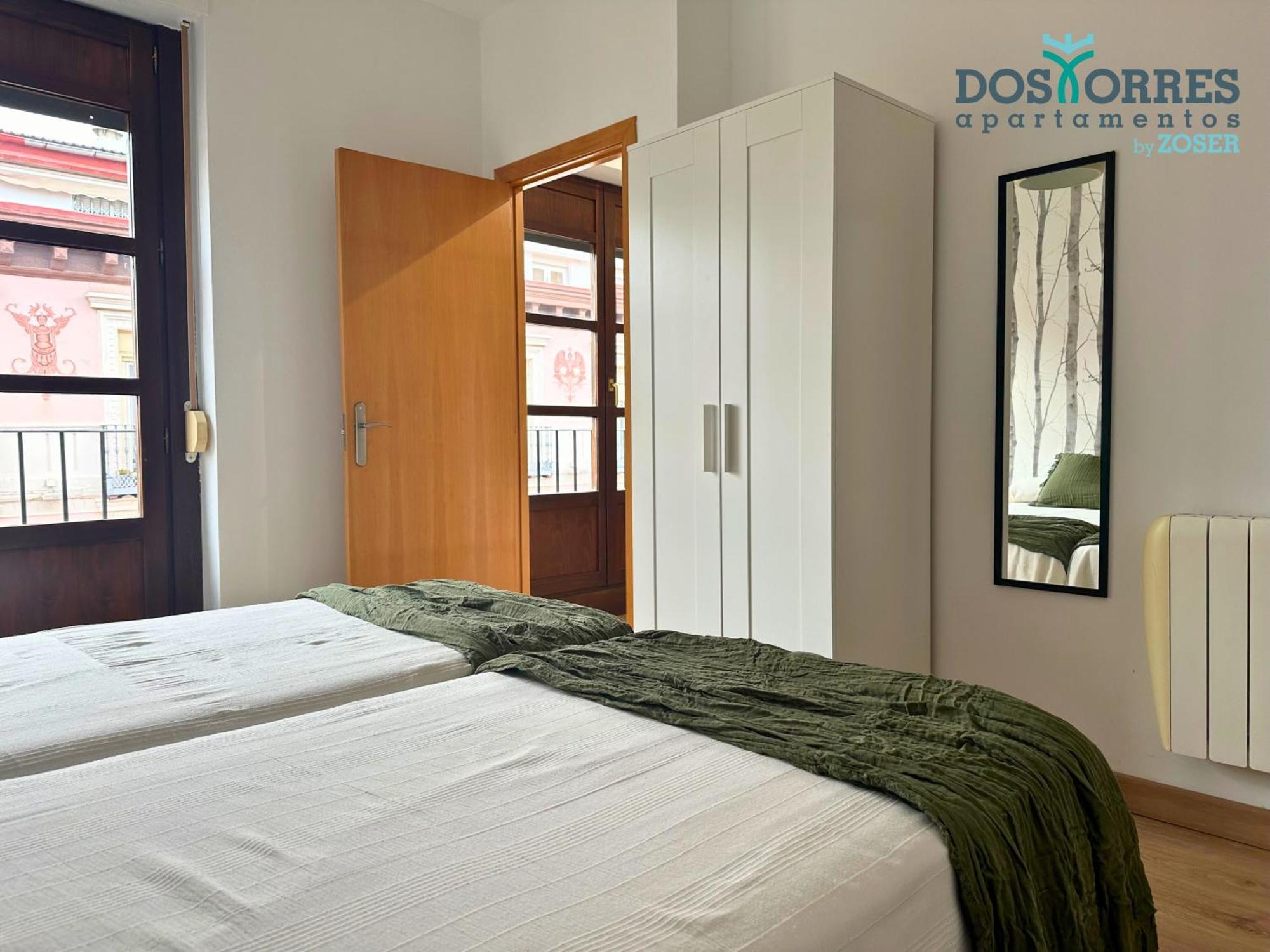 Dos Torres Pilar Suites- Balcones Con Vistas A La Ciudad Saragosse Extérieur photo